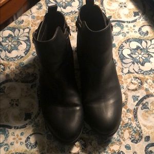 Old Navy Black Heeled Booties Size 10